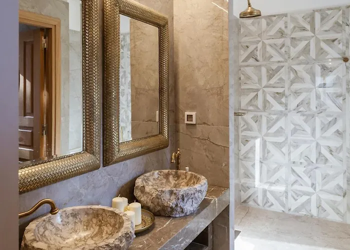 Aylin Executive Frühstückspension