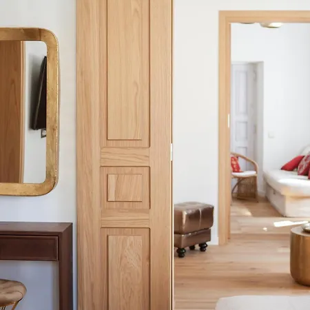 Aylin Executive Oda ve Kahvaltı 4*