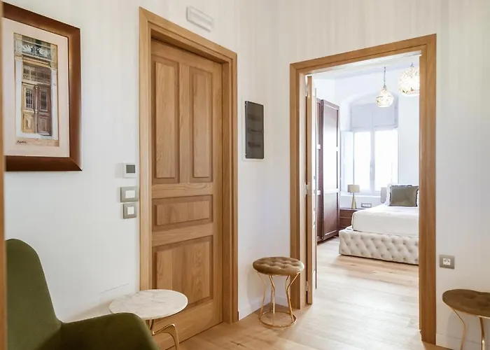 B&B Aylin Executive Rhodes City