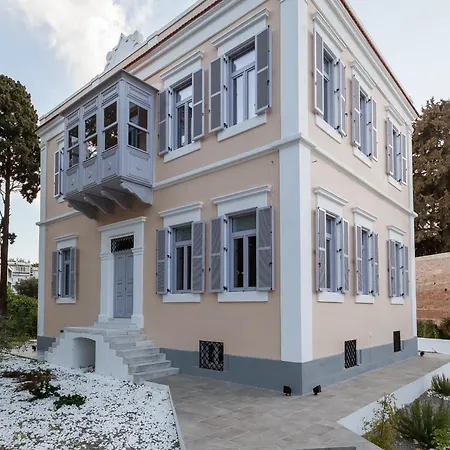 Aylin Executive Bed & Breakfast