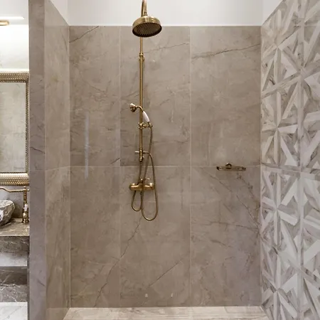 Aylin Executive Rhodes City